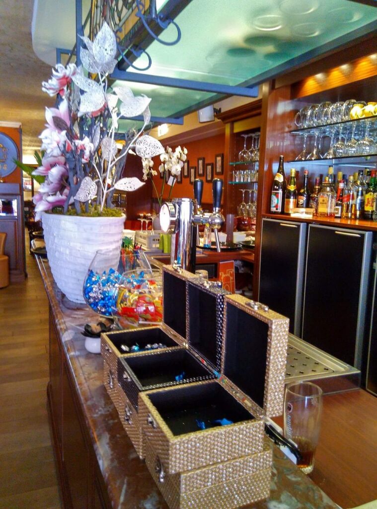 Asian Daily interieur
